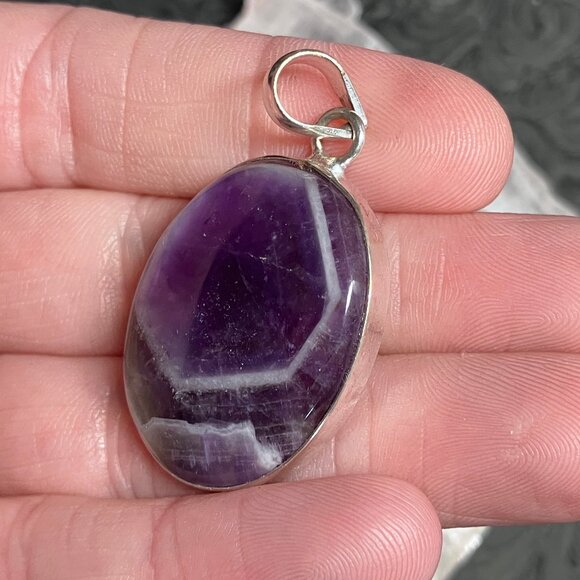 Chevron Amethyst Pendant Stone Crystal Jewelry - Picture 5 of 7